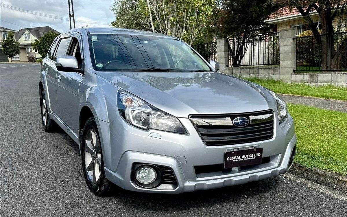 Car Finance 2013 Subaru Outback-1437077