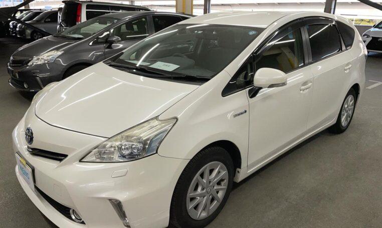 Car Finance 2013 Toyota Prius-1464810