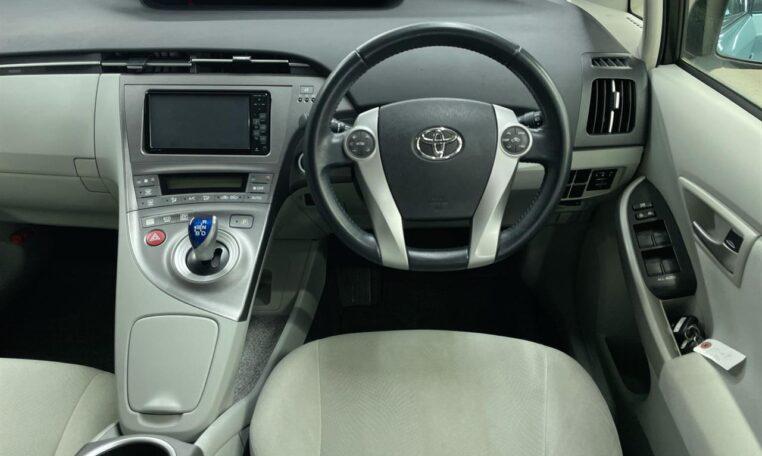 Car Finance 2012 Toyota Prius-1518228