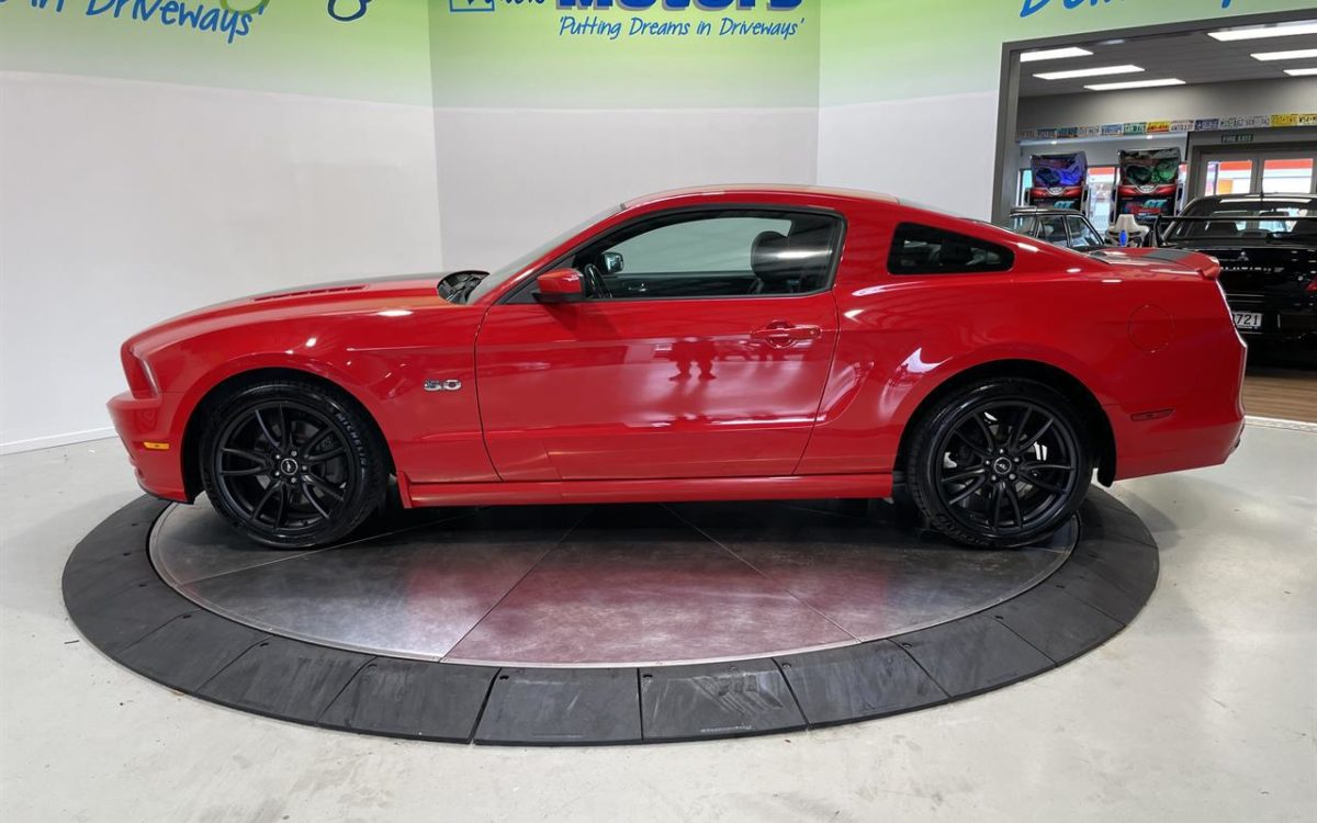 Car Finance 2013 Ford Mustang-1654721