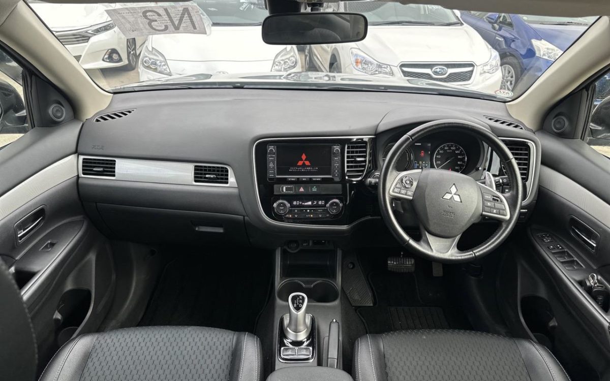 Car Finance 2014 Mitsubishi Outlander-1704240