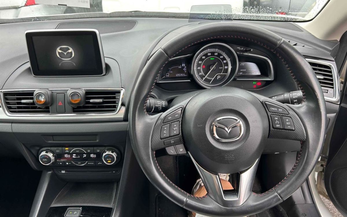 Car Finance 2015 Mazda Axela-1701100