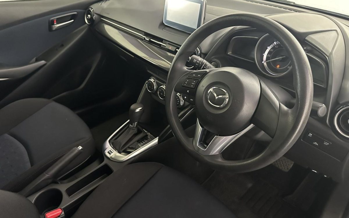 Car Finance 2015 Mazda Demio-1806030