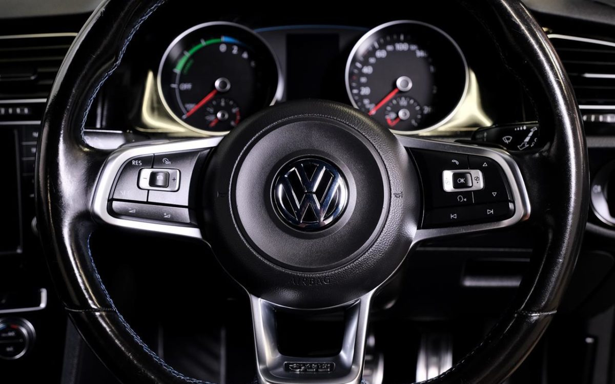 Car Finance 2015 Volkswagen Golf-1795698