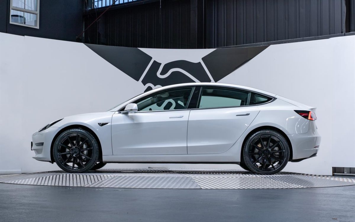 Car Finance 2020 Tesla Model-1791631