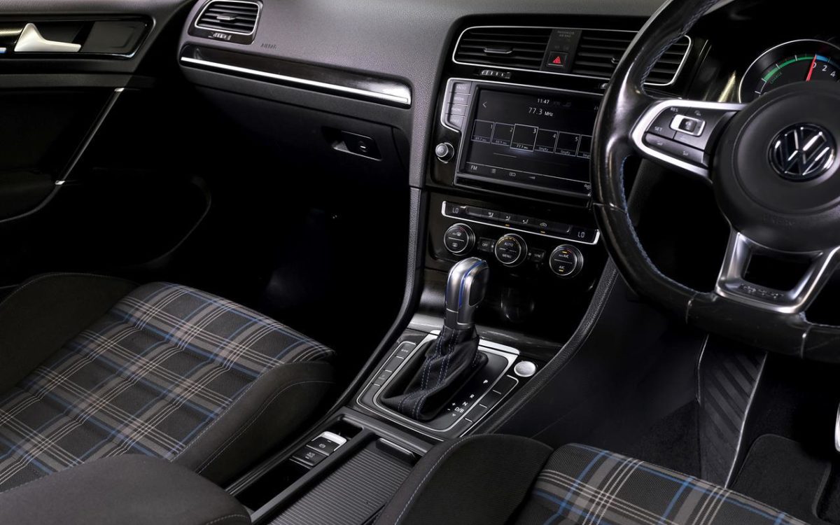 Car Finance 2015 Volkswagen Golf-1795697