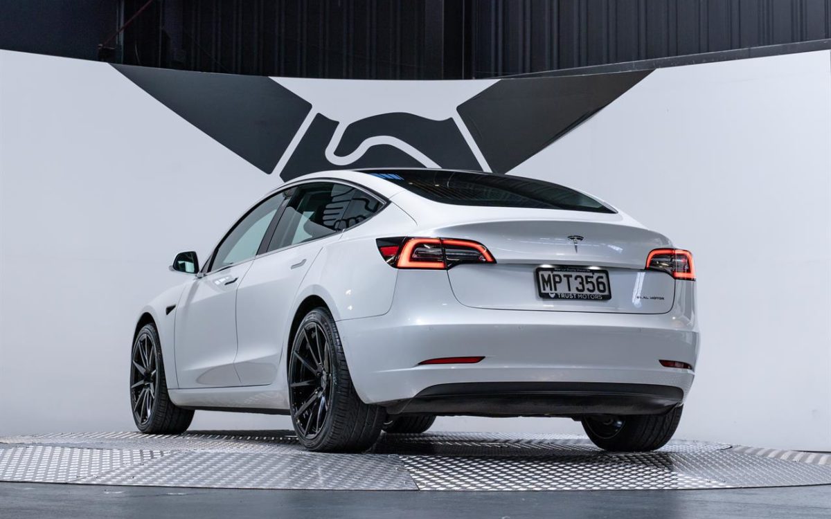 Car Finance 2020 Tesla Model-1791633