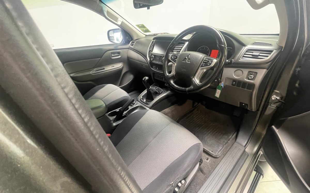 Car Finance 2018 Mitsubishi Triton-1830906