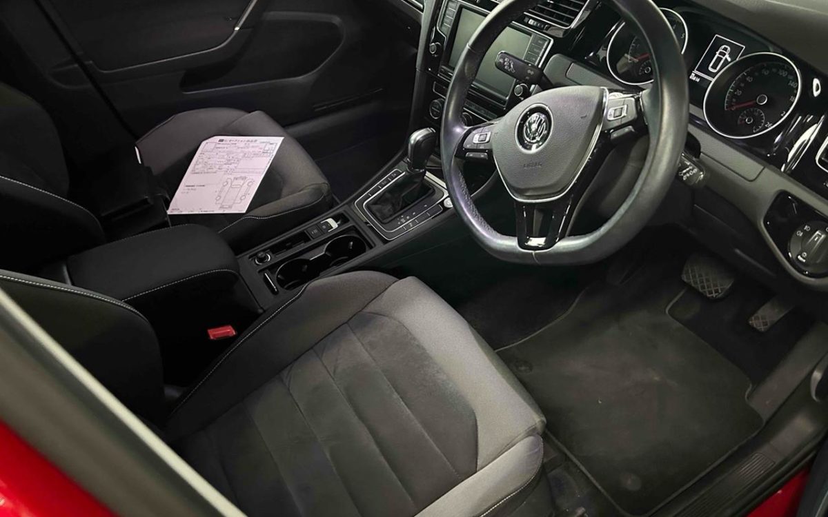 Car Finance 2015 Volkswagen Golf-1824380