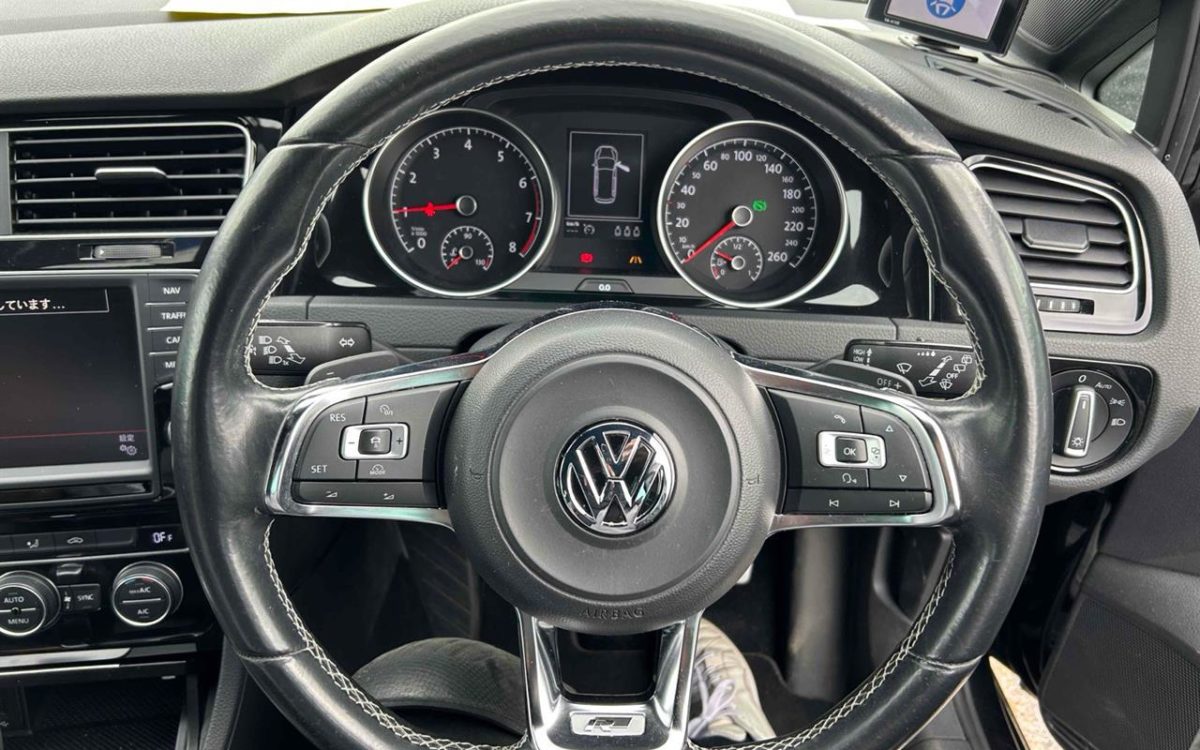 Car Finance 2015 Volkswagen Golf-1830228