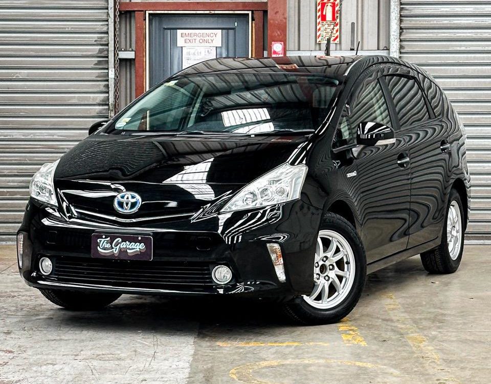 Car Finance 2013 Toyota Prius-1827330