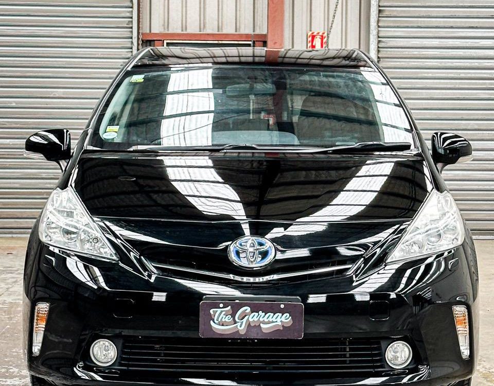 Car Finance 2013 Toyota Prius-1827339