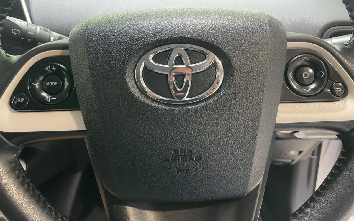Car Finance 2016 Toyota Prius-1836005
