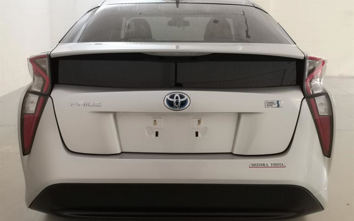 Car Finance 2018 Toyota Prius-1847276