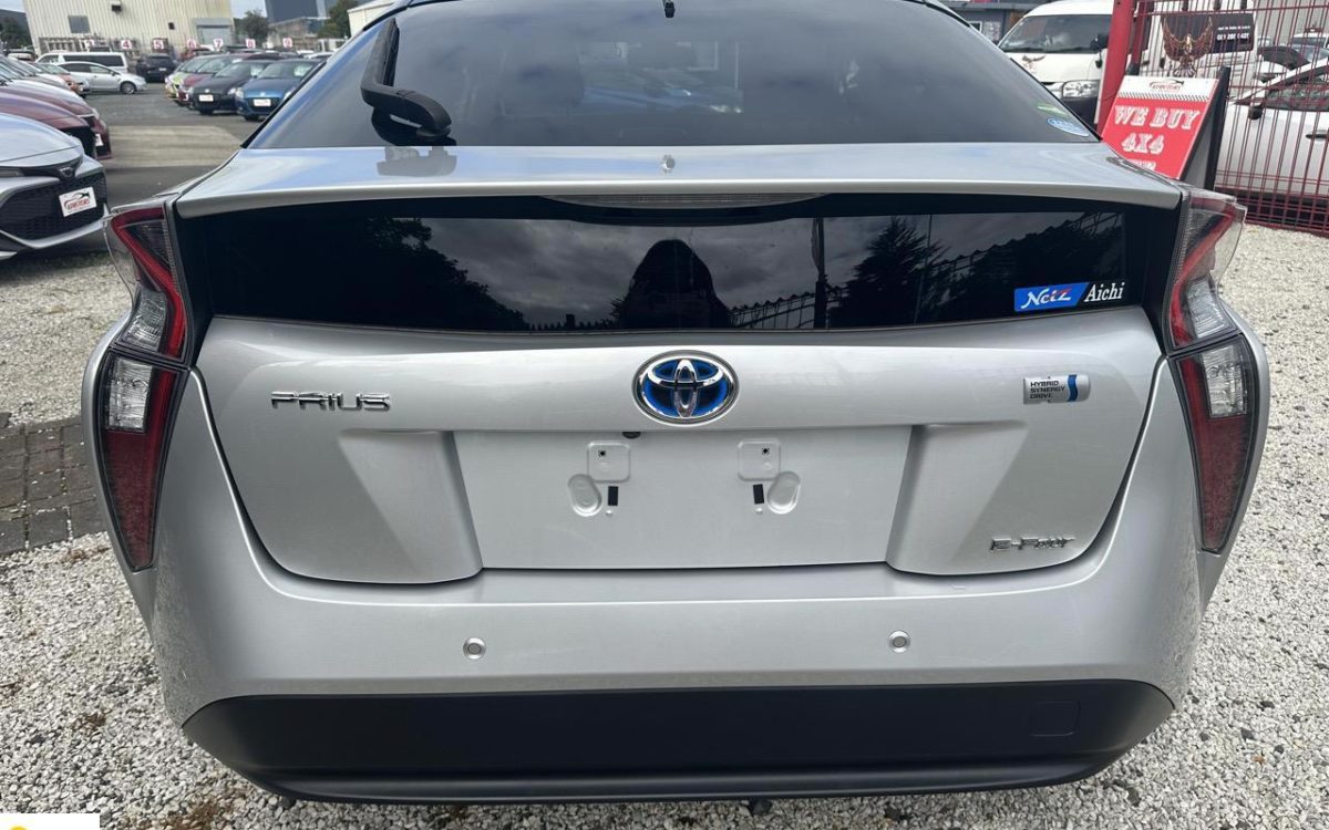 Car Finance 2018 Toyota Prius-1842665