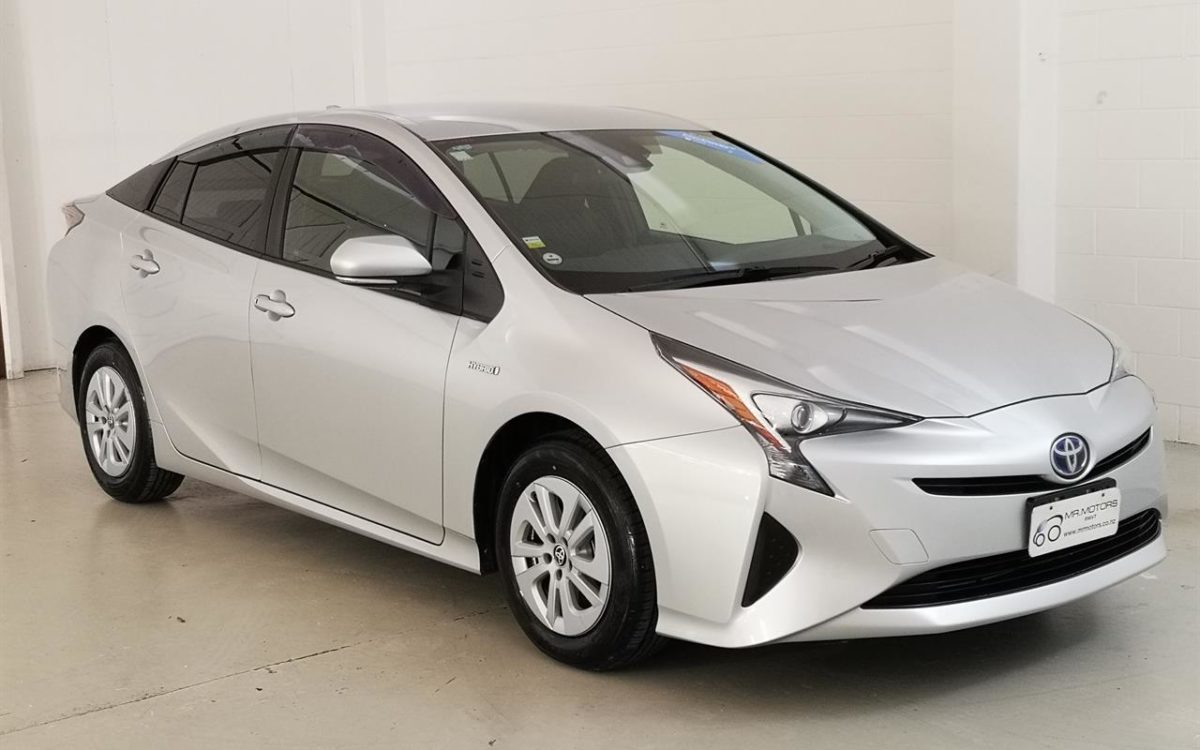 Car Finance 2018 Toyota Prius-1847273