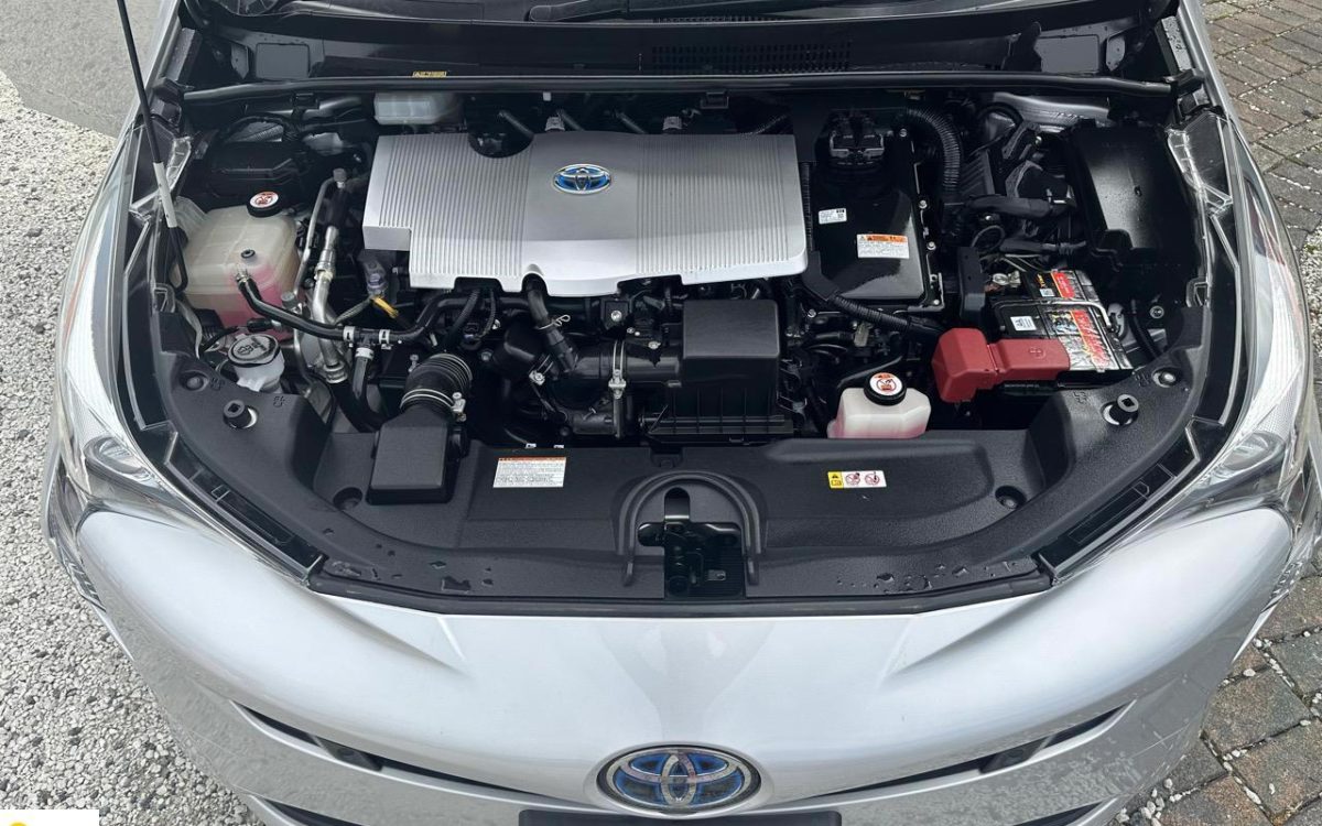 Car Finance 2018 Toyota Prius-1842672