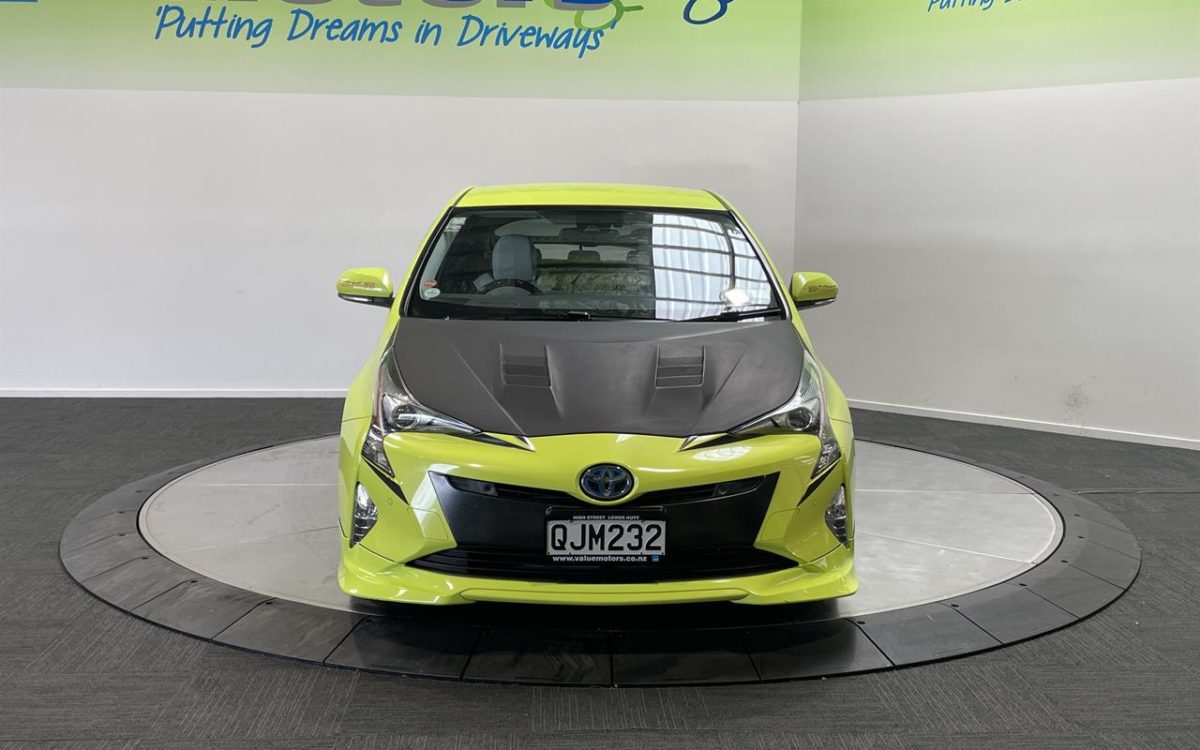 Car Finance 2016 Toyota Prius-1841027