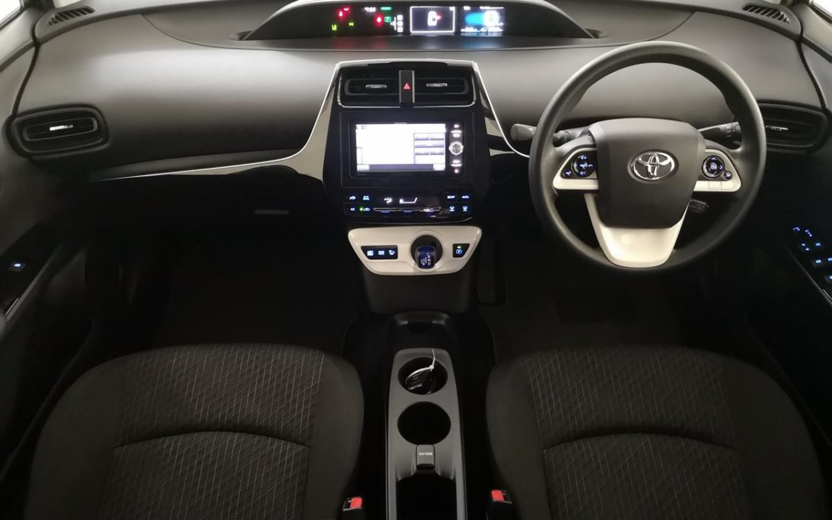 Car Finance 2018 Toyota Prius-1847285